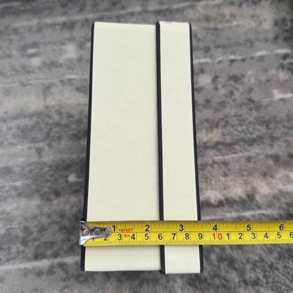 Jo Malone 8”x 8”Gift Box & Perper Bag Set - Picture 5 of 7